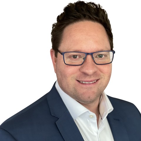 Dr Tom Nehmy